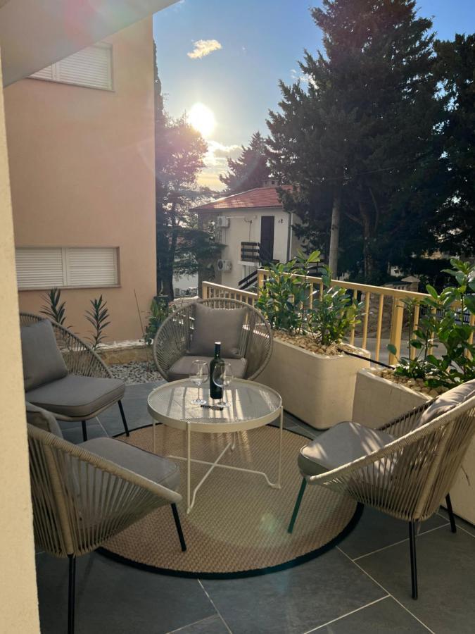 Appartement Sunset Huus à Starigrad Paklenica Extérieur photo